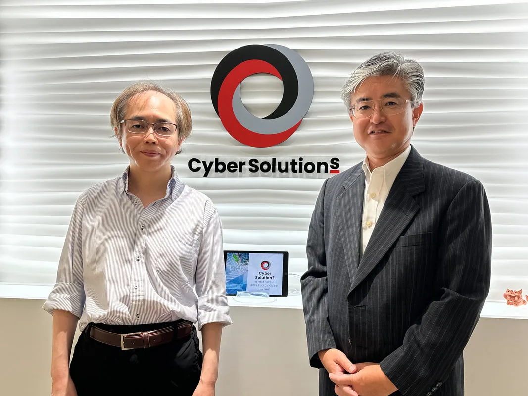 左為 Cyber Solutions 資安長小平政教；右為叡揚資訊日本總代理 iGSS 社長尚勝巳